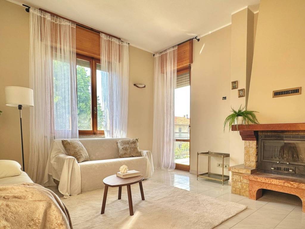 casa indipendente in vendita a Torino in zona Barca