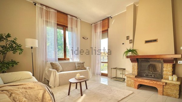 casa indipendente in vendita a Torino in zona Barca