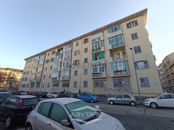 appartamento in vendita a Torino in zona Lingotto