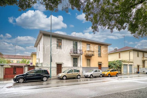 casa indipendente in vendita a Torino in zona Centro Storico