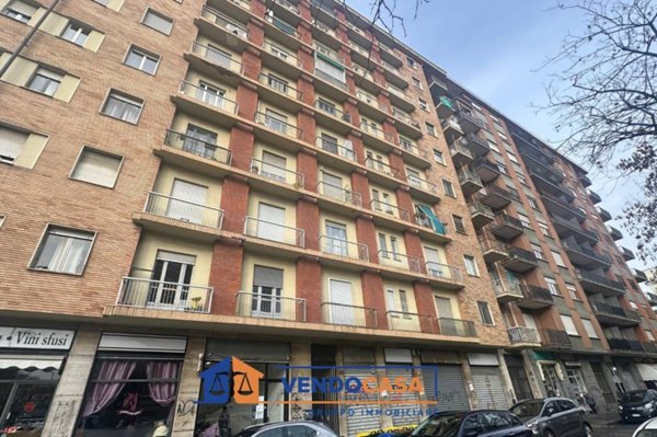 appartamento in vendita a Torino in zona Lingotto