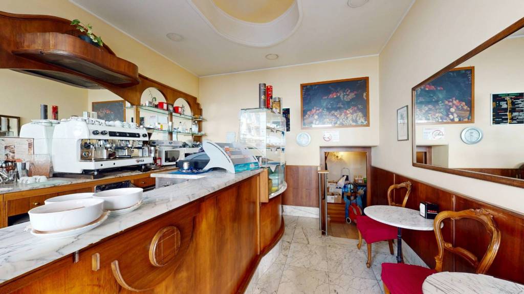 negozio in vendita a Torino in zona Crocetta