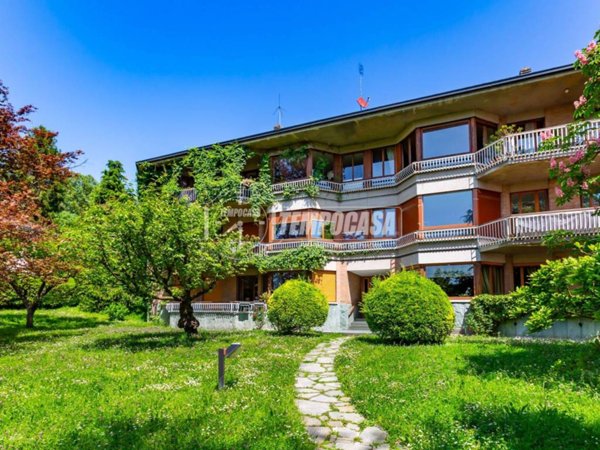 appartamento in vendita a Torino in zona Superga