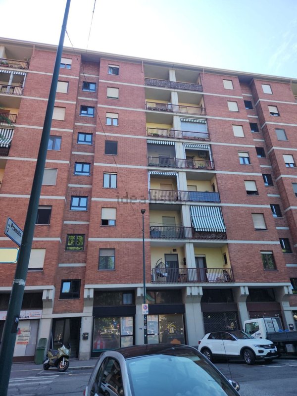 appartamento in vendita a Torino in zona Mirafiori Sud