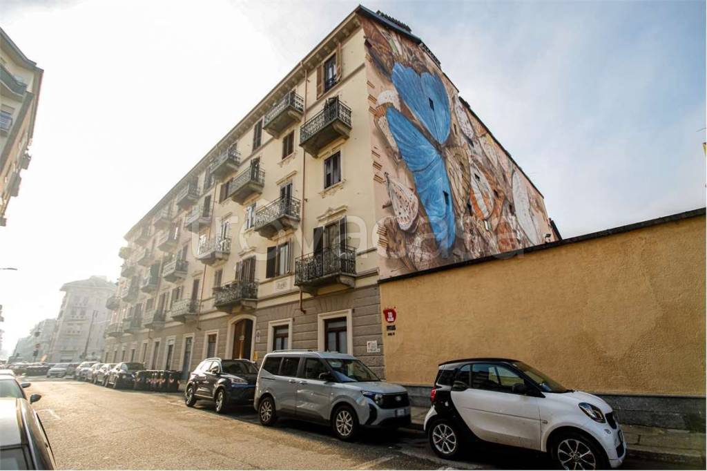 appartamento in vendita a Torino in zona Aurora