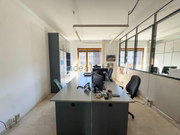 ufficio in vendita a Torino in zona San Salvario