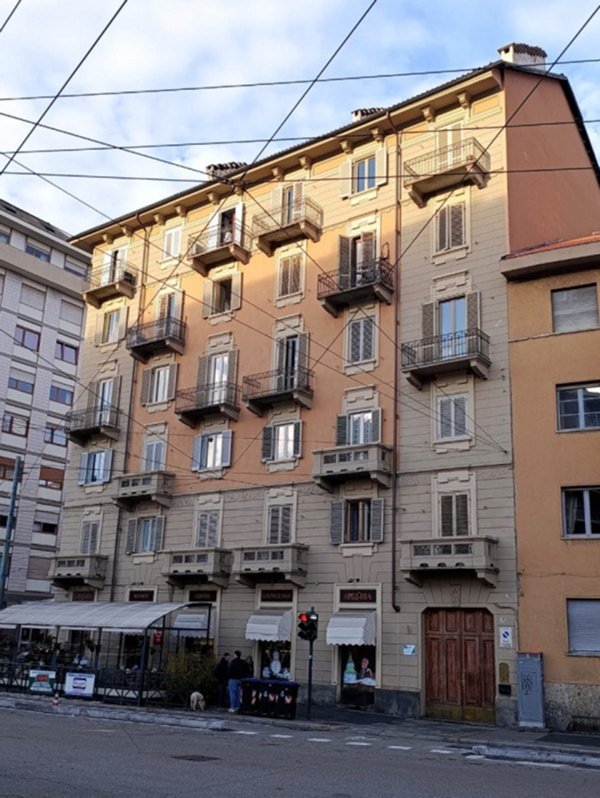 appartamento in vendita a Torino in zona San Salvario