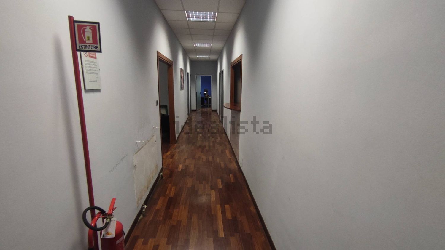 capannone in vendita a Torino in zona Vallette