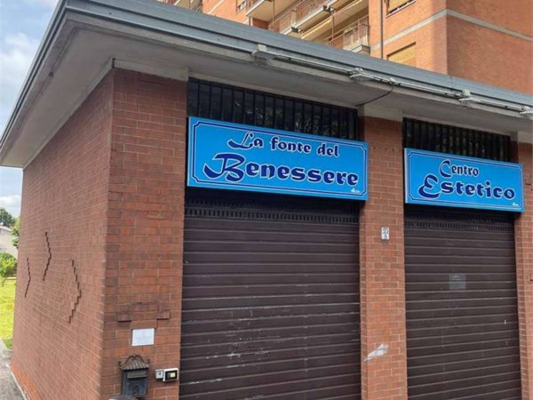 negozio in vendita a Torino in zona Santa Rita