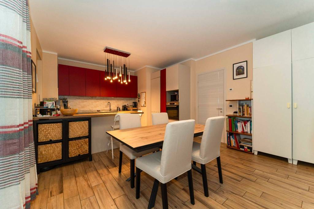 appartamento in vendita a Torino in zona Parella