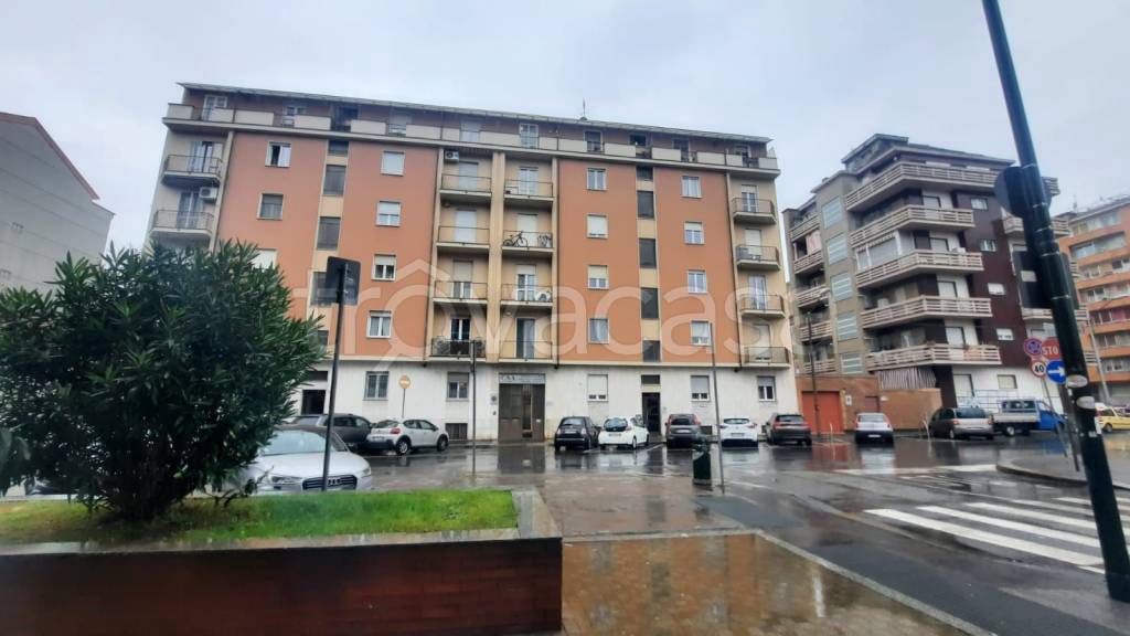 appartamento in vendita a Torino in zona Pozzo Strada