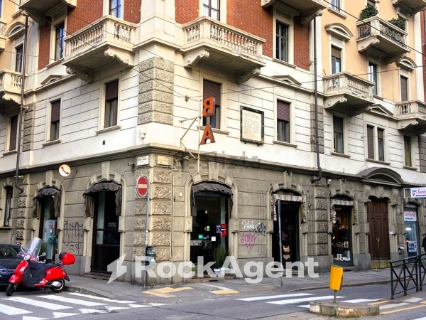 negozio in vendita a Torino in zona San Donato