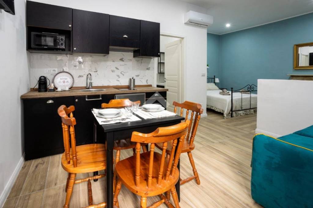 appartamento in vendita a Torino in zona San Salvario