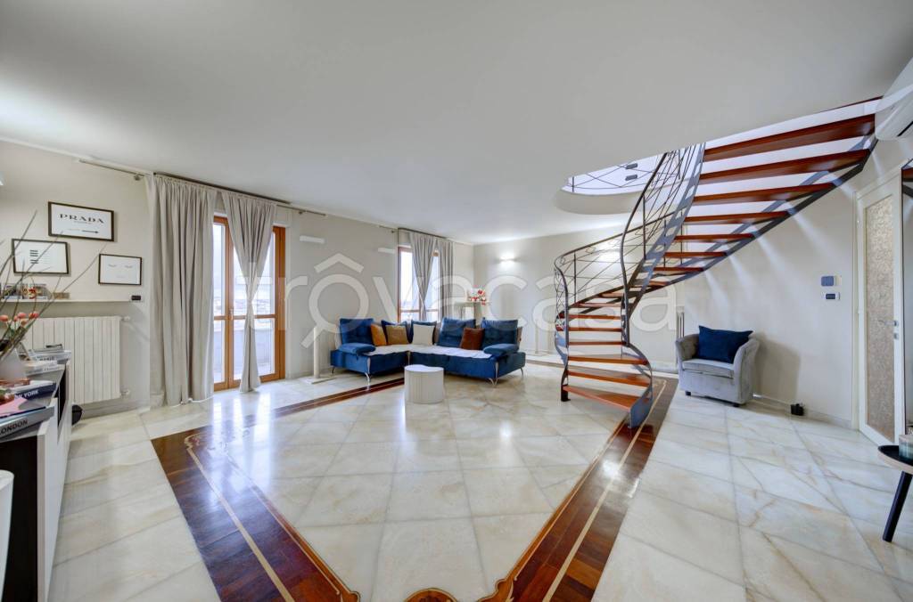 appartamento in vendita a Torino