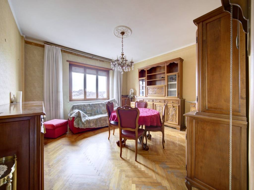 appartamento in vendita a Torino in zona Borgata Vittoria