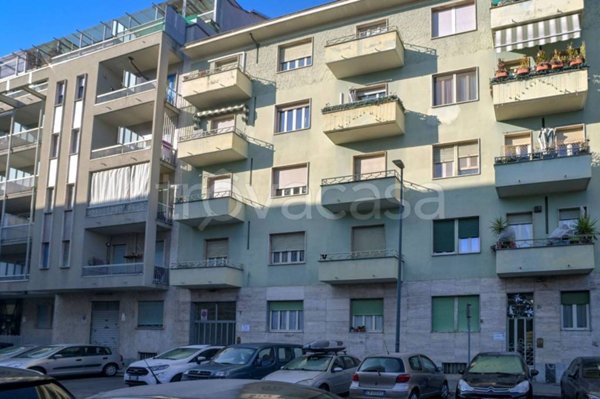 appartamento in vendita a Torino in zona Lingotto
