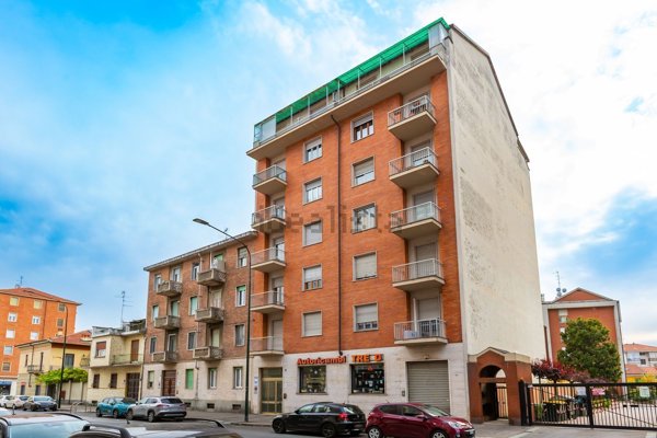 appartamento in vendita a Torino in zona Lucento