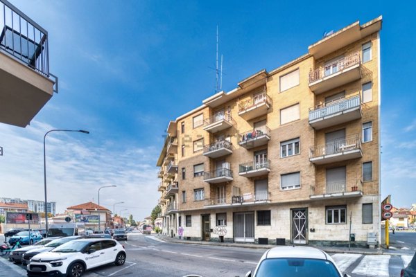 appartamento in vendita a Torino in zona Borgata Lesna