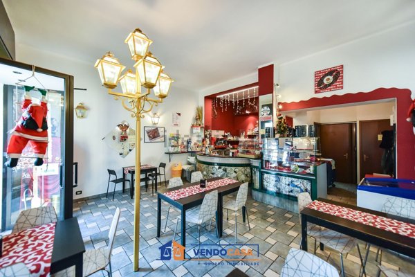 locale commerciale in vendita a Torino in zona Madonna di Campagna