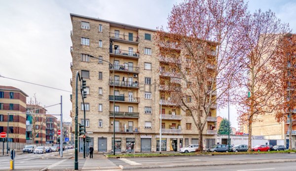 appartamento in vendita a Torino in zona Borgata Vittoria