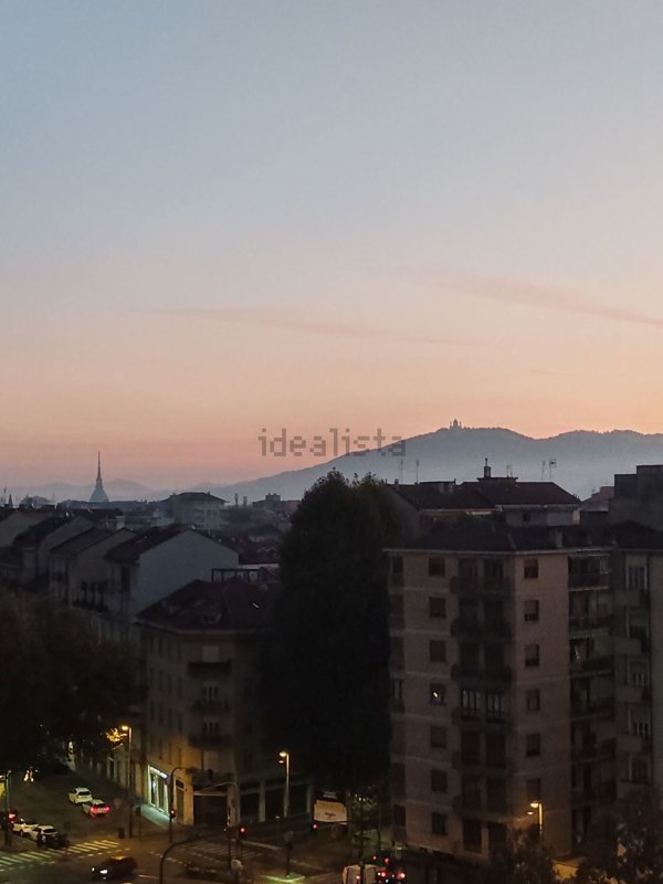 appartamento in vendita a Torino in zona Santa Rita