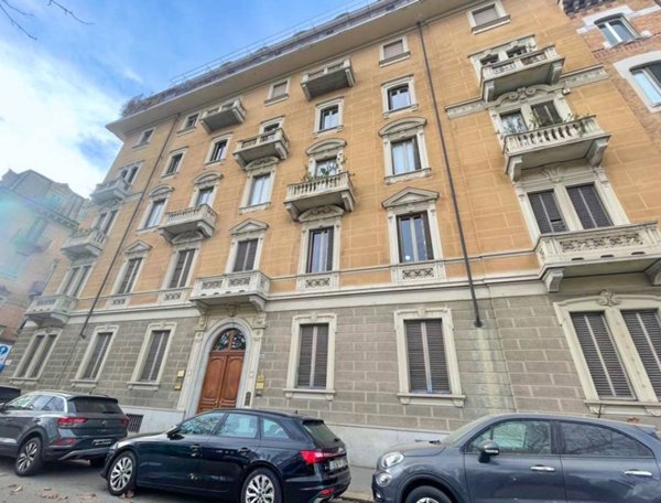 appartamento in vendita a Torino in zona Crocetta