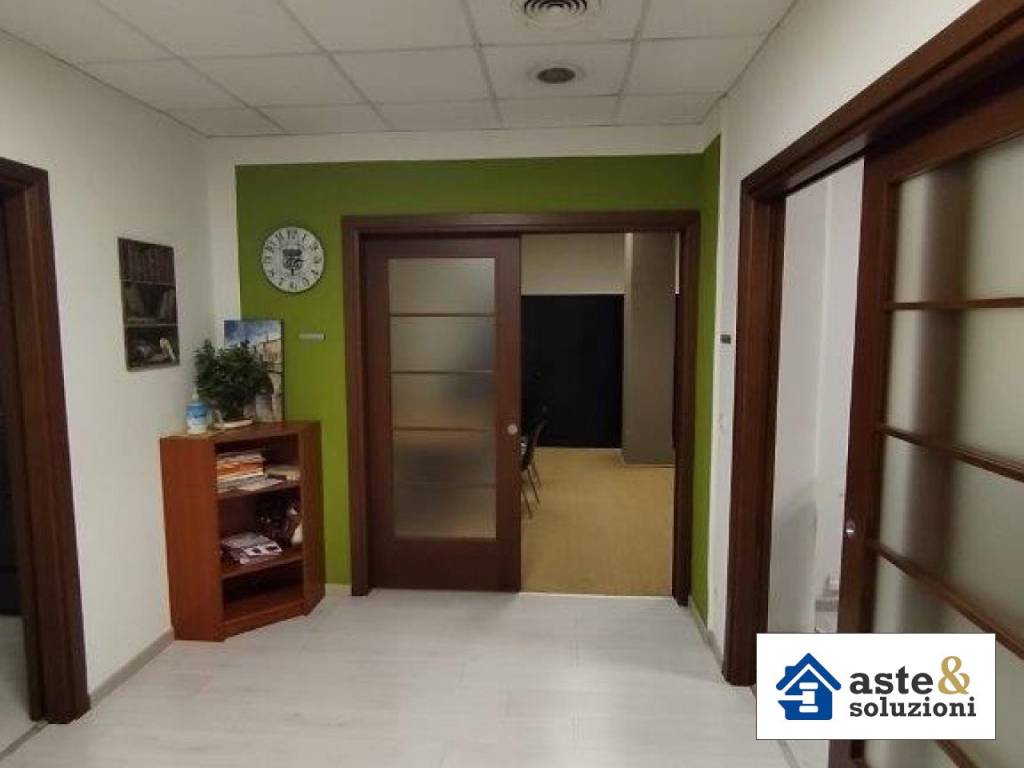 ufficio in vendita a Torino in zona Crocetta