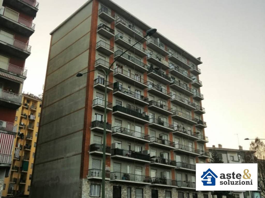 appartamento in vendita a Torino in zona Regio Parco