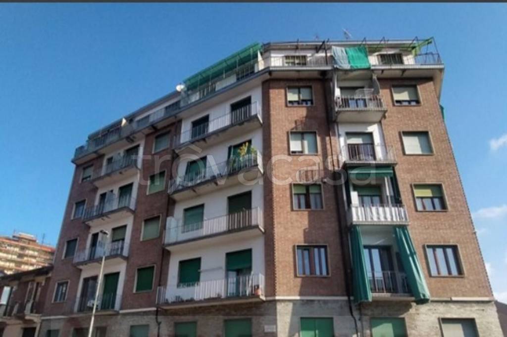 appartamento in vendita a Torino in zona Barriera di Milano
