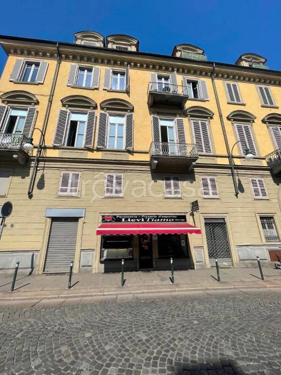 negozio in vendita a Torino