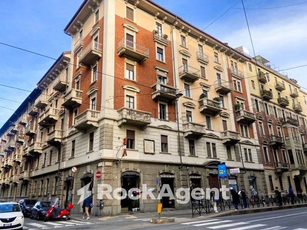 negozio in vendita a Torino in zona San Donato