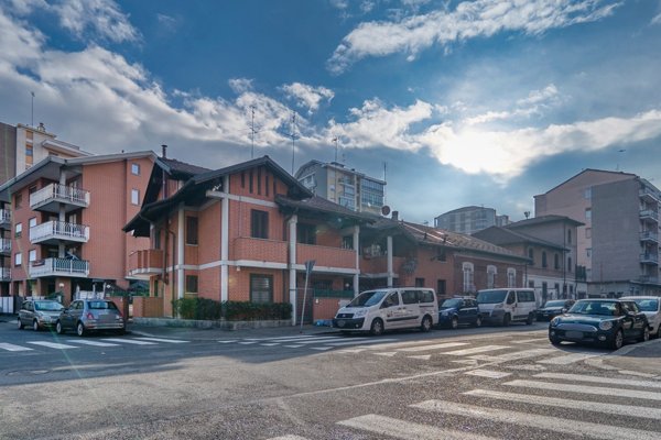 casa indipendente in vendita a Torino in zona Parella