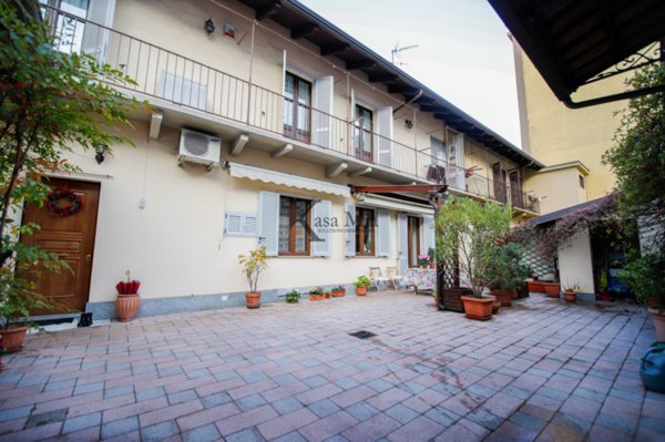 casa indipendente in vendita a Torino in zona Borgata Vittoria