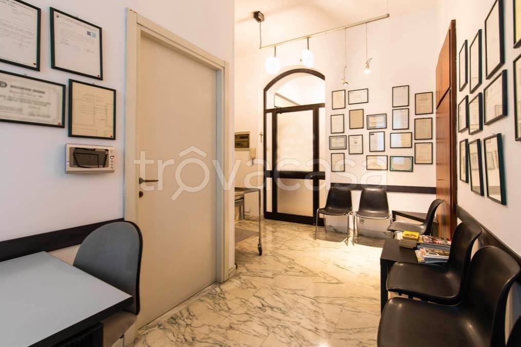 ufficio in vendita a Torino in zona Centro Storico