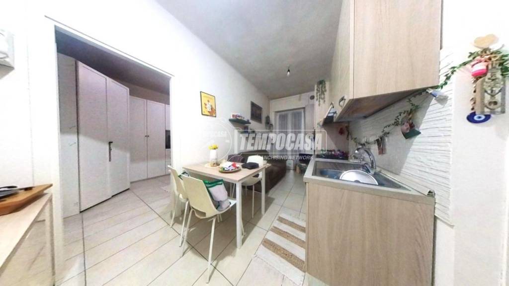 appartamento in vendita a Torino in zona Borgata Vittoria