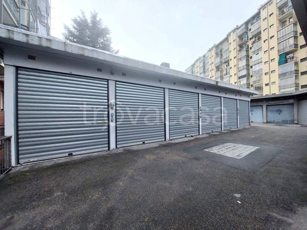 casa indipendente in vendita a Torino in zona Pozzo Strada