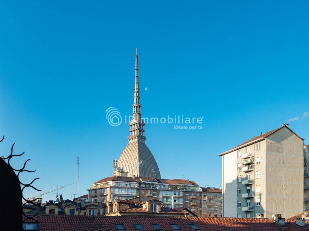 appartamento in vendita a Torino in zona Centro Storico