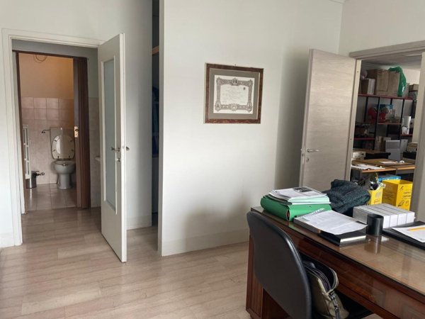 negozio in vendita a Torino in zona San Donato