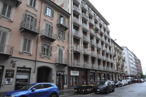 appartamento in vendita a Torino in zona Cit Turin