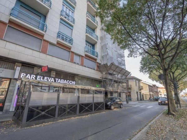 negozio in vendita a Torino in zona Pozzo Strada