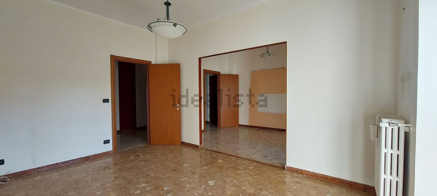 appartamento in vendita a Torino in zona Borgata Vittoria