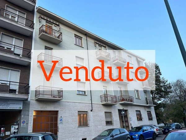 appartamento in vendita a Torino in zona Borgata Vittoria