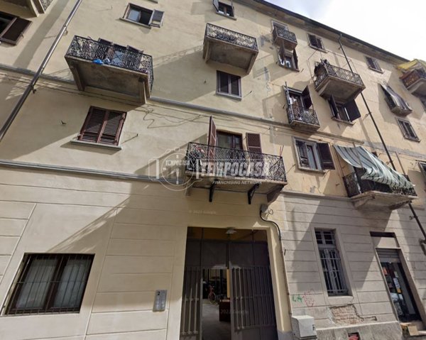 appartamento in vendita a Torino in zona Aurora