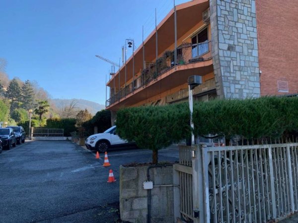 casa indipendente in vendita a Torino in zona Rosa