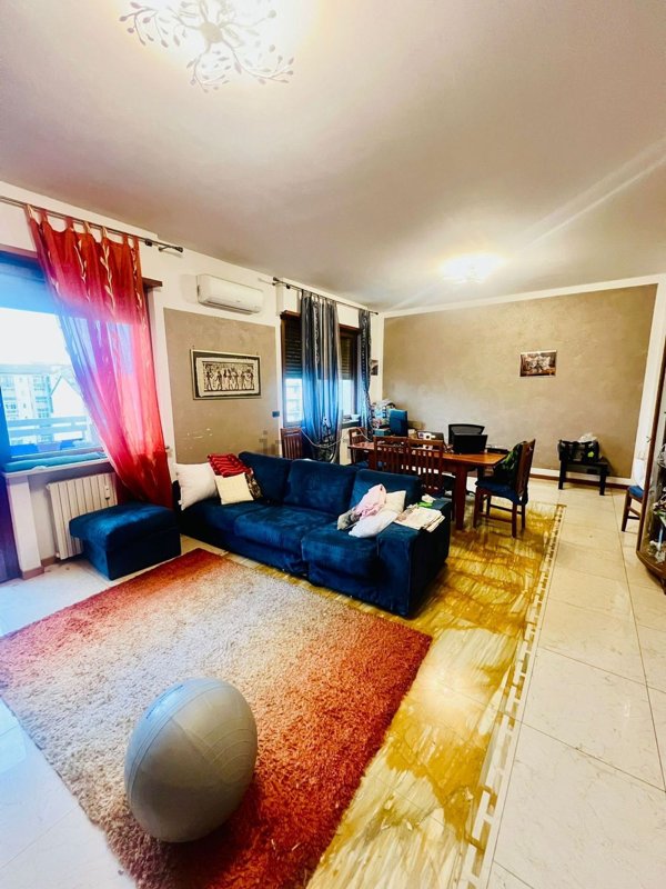 appartamento in vendita a Torino in zona Lingotto