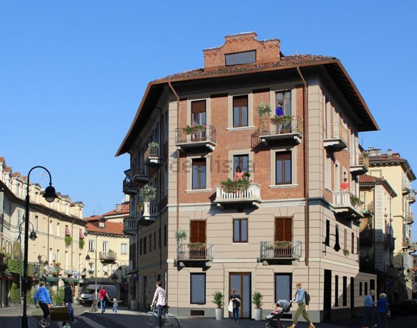 appartamento in vendita a Torino in zona Aurora