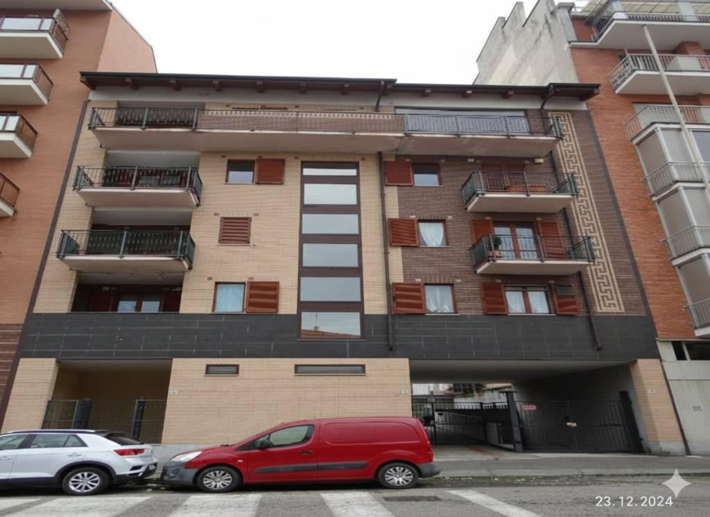 appartamento in vendita a Torino in zona Borgata Vittoria