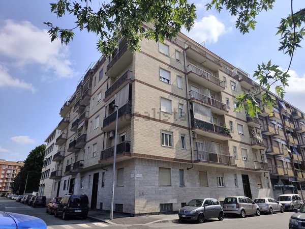appartamento in vendita a Torino in zona Borgata Lesna
