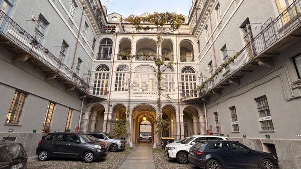 appartamento in vendita a Torino in zona Centro Storico