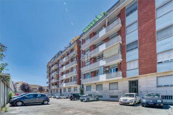 appartamento in vendita a Torino in zona Mirafiori Sud